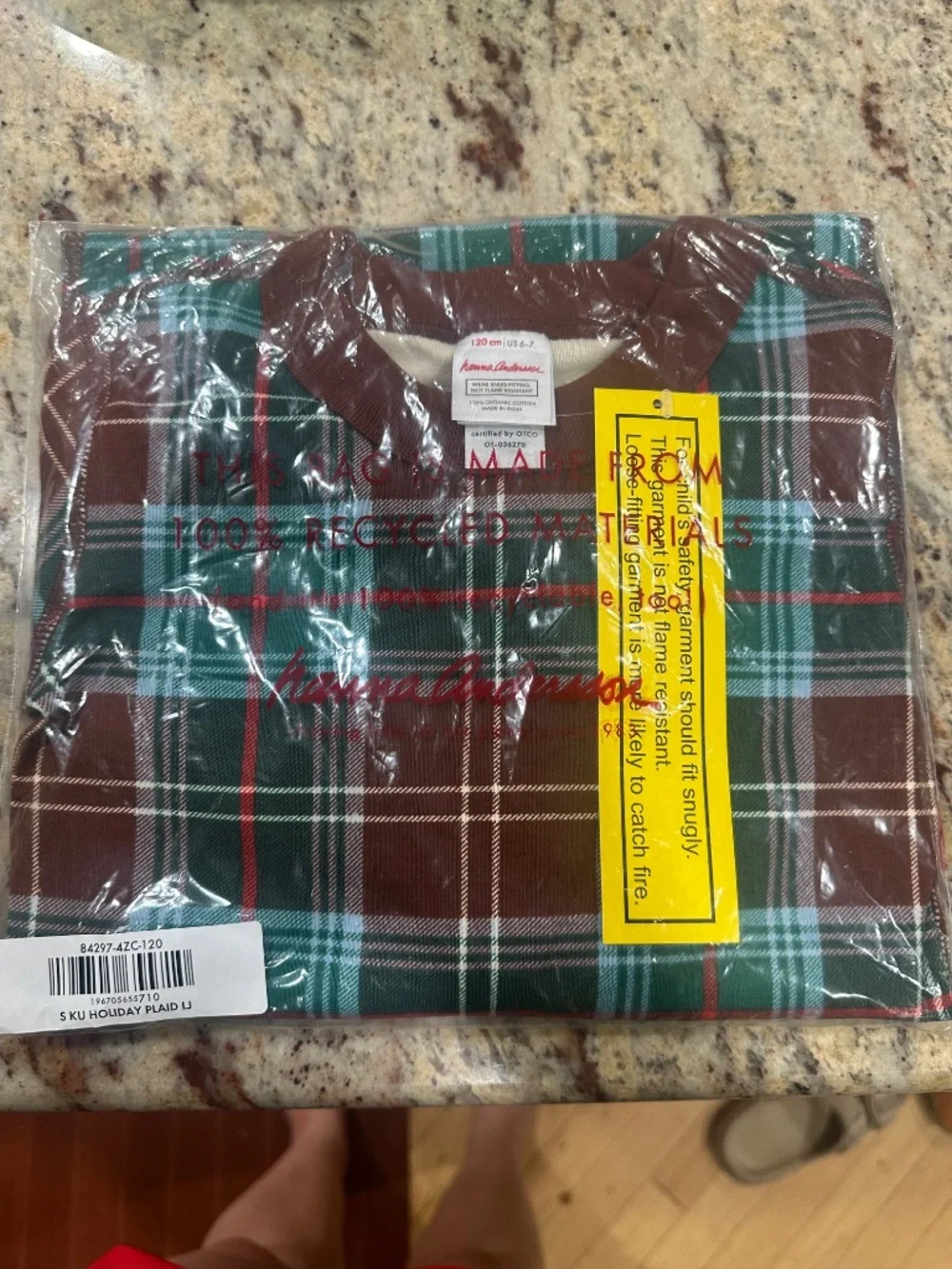 Hannah Anderson plaid holiday pajamas